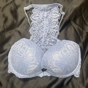 Victoria Secret PINK Laced front clip push up bra